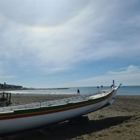 Apartament Apartamento Cerca De La Playa Malaga Zewnętrze zdjęcie